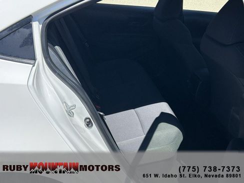 Used 2022 Toyota Corolla LE w/ Carpet Mat Package (TMS) FWD image 24