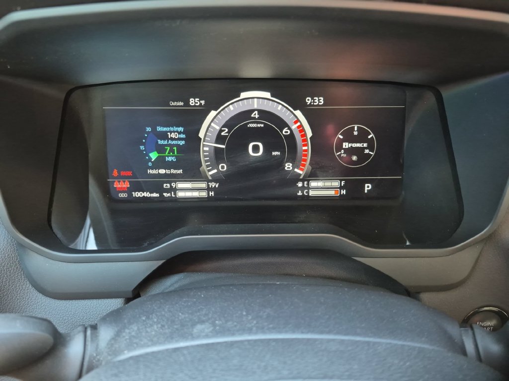 Used 2026 Toyota Tundra Limited AWD/4WD image 17