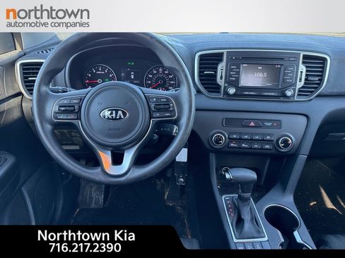 Used 2019 Kia Sportage LX image 11