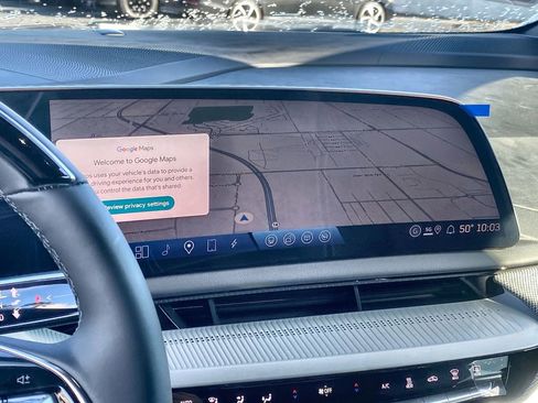 New 2026 Cadillac Optiq Luxury 1 image 22