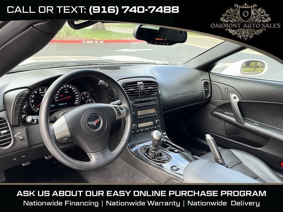 Used 2011 Chevrolet Corvette Coupe w/ 1LT RWD image 20