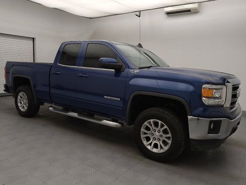 Used 2015 GMC Sierra 1500 SLE w/ SLE Value Package AWD/4WD image 11