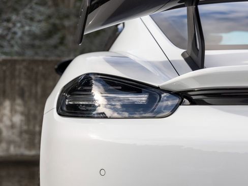 Used 2023 Porsche 718 Cayman GT4 RS image 25