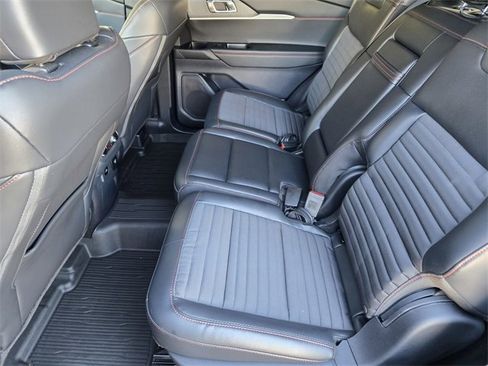 New 2025 Ford Explorer ST-Line w/ Premium Package image 21