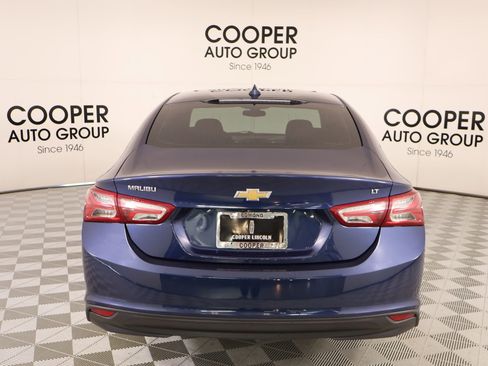 Used 2021 Chevrolet Malibu LT FWD image 22