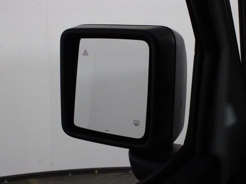 Used 2018 Jeep Wrangler Unlimited Rubicon image 41