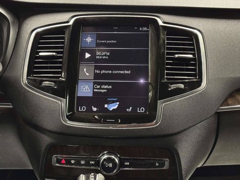 Used 2016 Volvo XC90 T6 Momentum w/ Momentum Plus Package AWD/4WD image 28