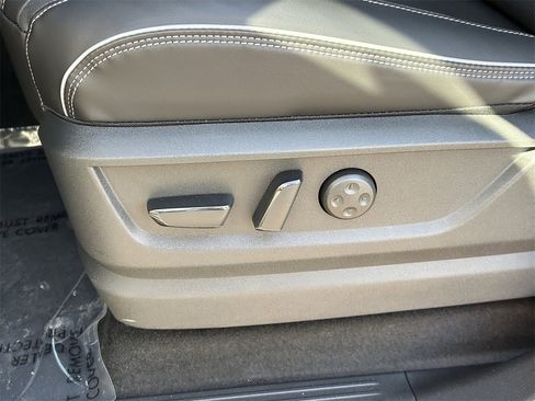 New 2026 INFINITI QX80 Luxe image 27