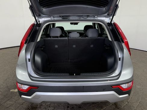 Used 2026 Kia Niro LX FWD image 7
