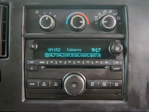 Used 2017 Chevrolet Express 3500 LT w/ LT Preferred Equipment Group image 21