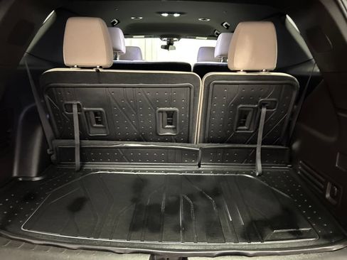 Used 2023 Chevrolet Traverse LS w/ Safety Package AWD/4WD image 25