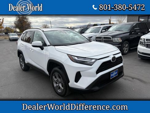 Used 2024 Toyota RAV4 XLE image 1