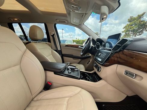 Used 2017 Mercedes-Benz GLS 450 4MATIC image 7