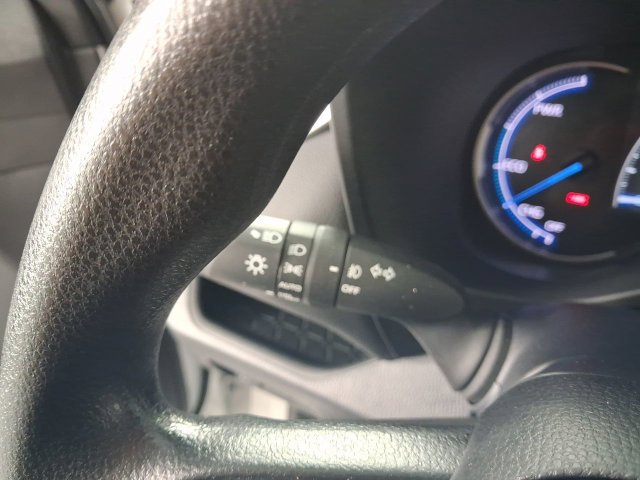 Used 2023 Toyota RAV4 AWD Hybrid image 16