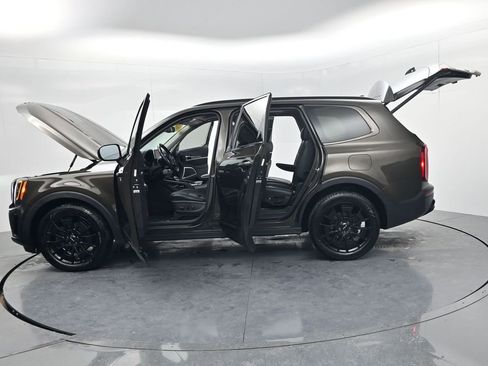 Certified 2022 Kia Telluride EX w/ EX Premium Package image 61
