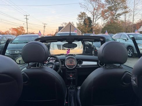 Used 2015 MINI Cooper Convertible image 12