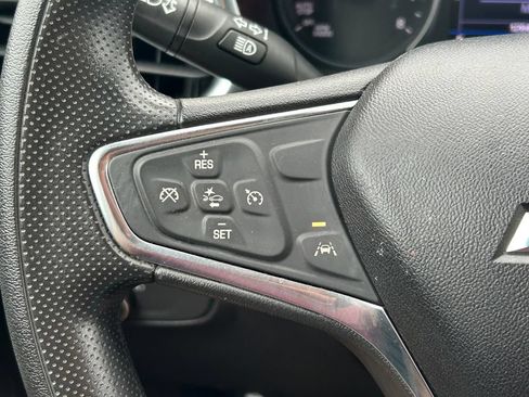 Used 2020 Chevrolet Equinox LT FWD image 33