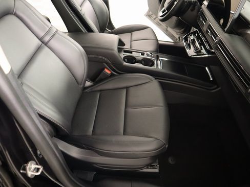 New 2025 Lincoln Corsair Grand Touring image 14