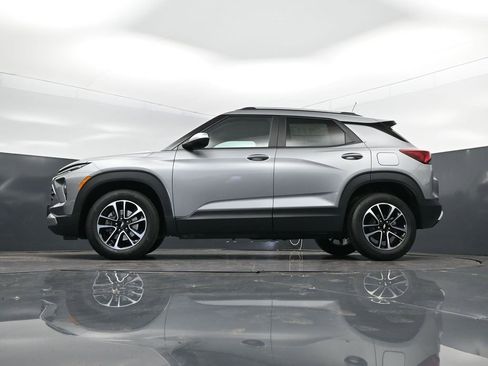 New 2026 Chevrolet TrailBlazer LT w/ Driver Confidence Package image 39