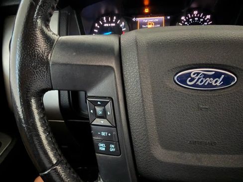 Used 2017 Ford Expedition XLT RWD image 28