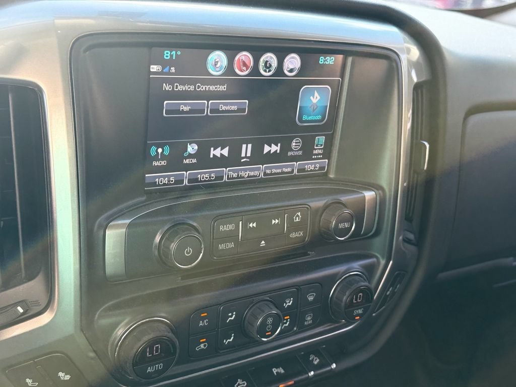 Used 2018 Chevrolet Silverado 1500 LT w/ All Star Edition AWD/4WD image 11