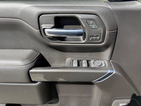 Used 2019 GMC Sierra 1500 AT4 w/ AT4 Premium Package AWD/4WD image 18