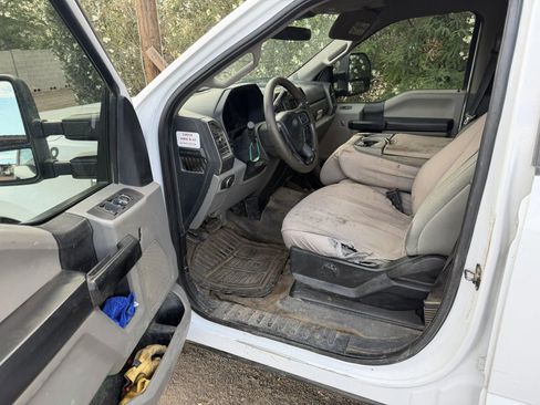 Used 2020 Ford F350 XL w/ Power Equipment Group RWD image 2