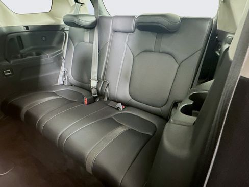Used 2023 Honda Pilot EX-L image 33