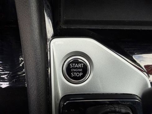 Used 2024 Nissan Altima 2.5 SV FWD image 21