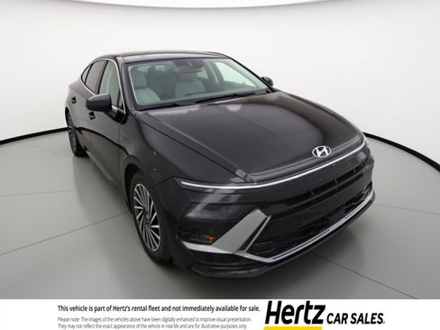 Used 2025 Hyundai Sonata SEL FWD image 1