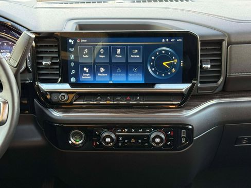 Used 2023 Chevrolet Silverado 1500 LT image 30