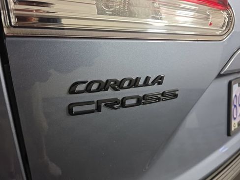 Used 2023 Toyota Corolla Cross AWD Hybrid image 10