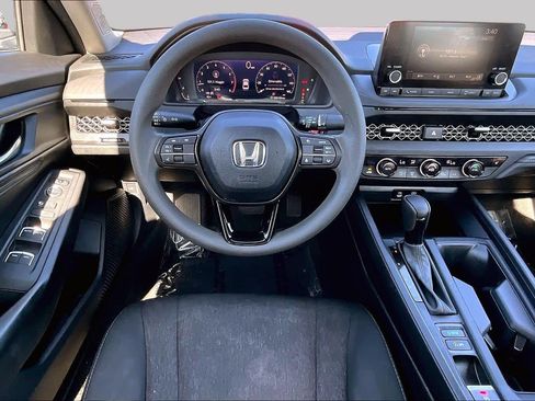 Used 2024 Honda Accord EX image 6