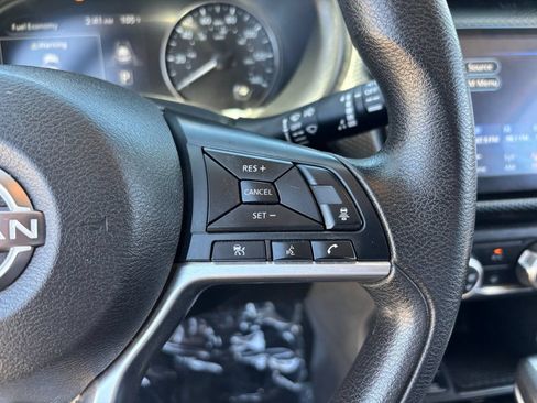 Used 2023 Nissan Kicks SV FWD image 26