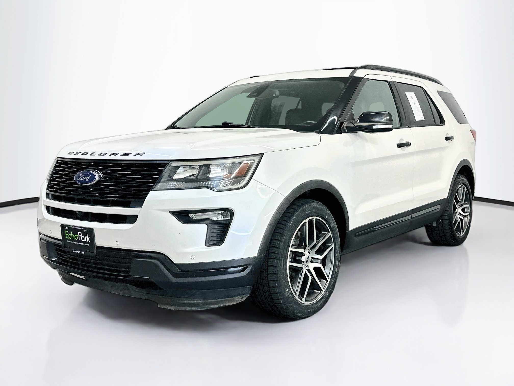 Used 2019 Ford Explorer Sport w/ Equipment Group 401A AWD/4WD image 3