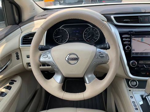 Used 2018 Nissan Murano Platinum FWD image 12
