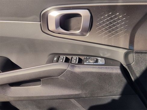 New 2026 Kia Sorento LX image 17
