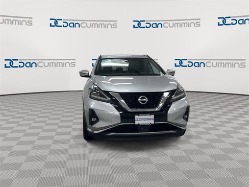 Used 2021 Nissan Murano SV image 3