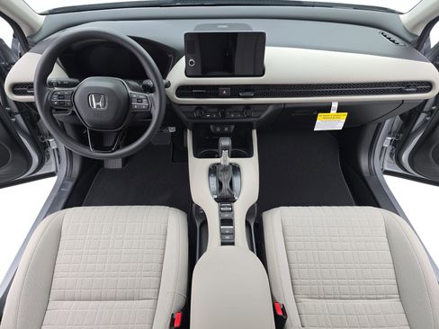 New 2026 Honda HR-V LX image 9