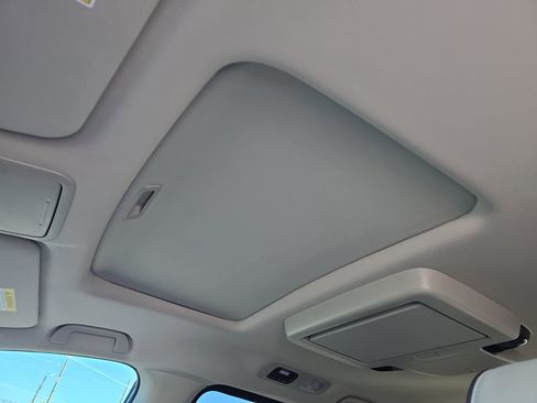 New 2026 Honda Odyssey Touring image 19