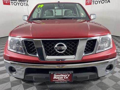 Used 2019 Nissan Frontier SL image 21