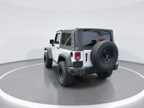 Used 2017 Jeep Wrangler Sport AWD/4WD image 7
