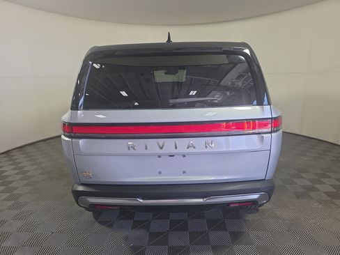 Used 2024 Rivian R1S Adventure Quad AWD/4WD image 4