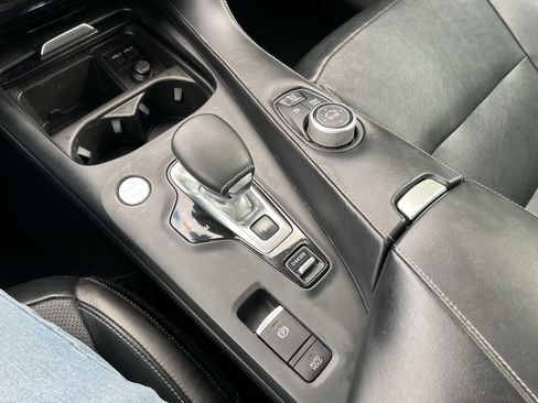 Used 2020 INFINITI QX50 Sensory image 24