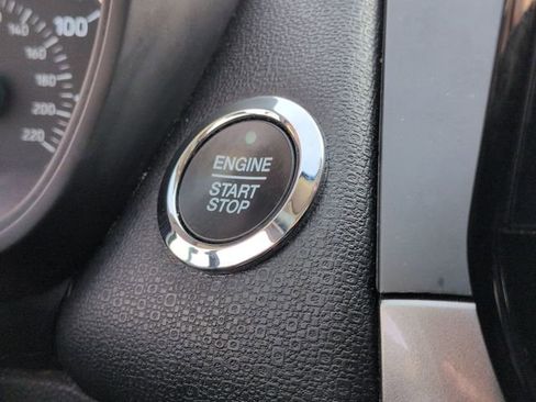 Used 2020 Ford EcoSport SE image 18