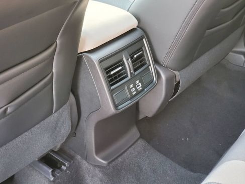Certified 2026 Subaru Forester Premium AWD/4WD image 24