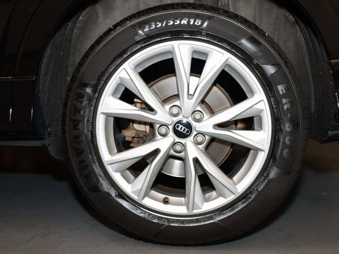 Used 2023 Audi Q3 2.0T Premium image 25