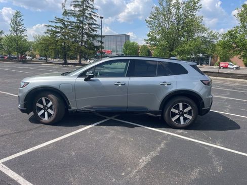 Certified 2024 Honda Prologue Touring image 7