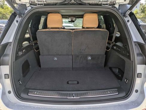 New 2026 Jeep Grand Cherokee L Summit w/ Obsidian Package AWD/4WD image 12