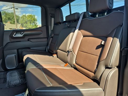 New 2026 GMC Sierra 1500 Denali w/ Denali Reserve Package AWD/4WD image 24